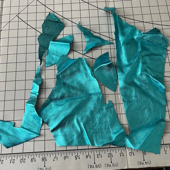 Turquoise Leather Scraps Fabrics - Picture 1 of 8